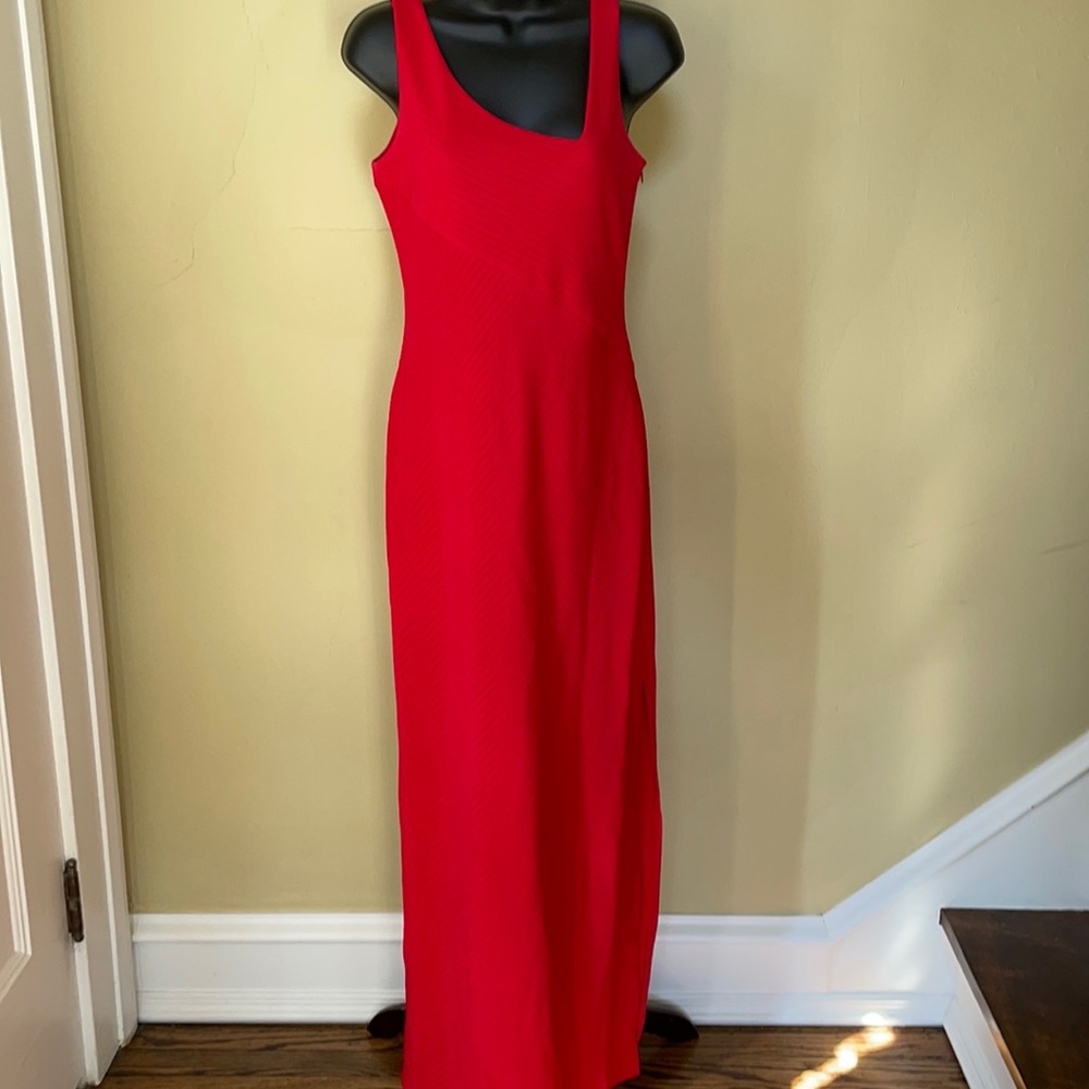 Sleeveless long dress